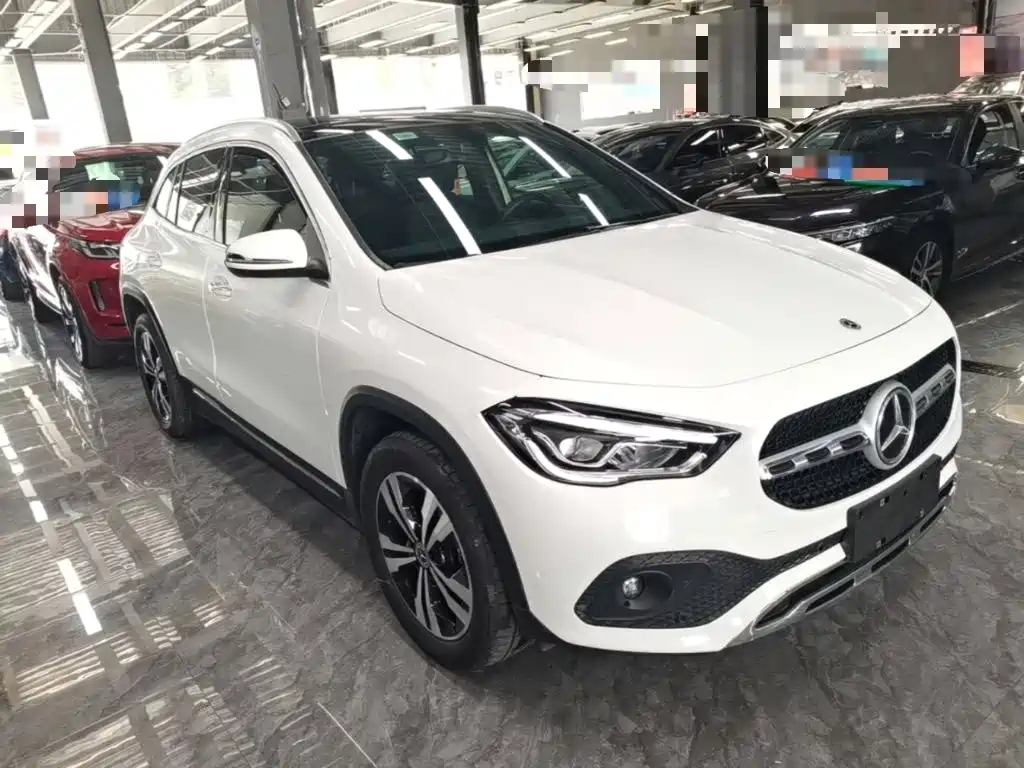 Mercedes-Benz GLA — фото 4