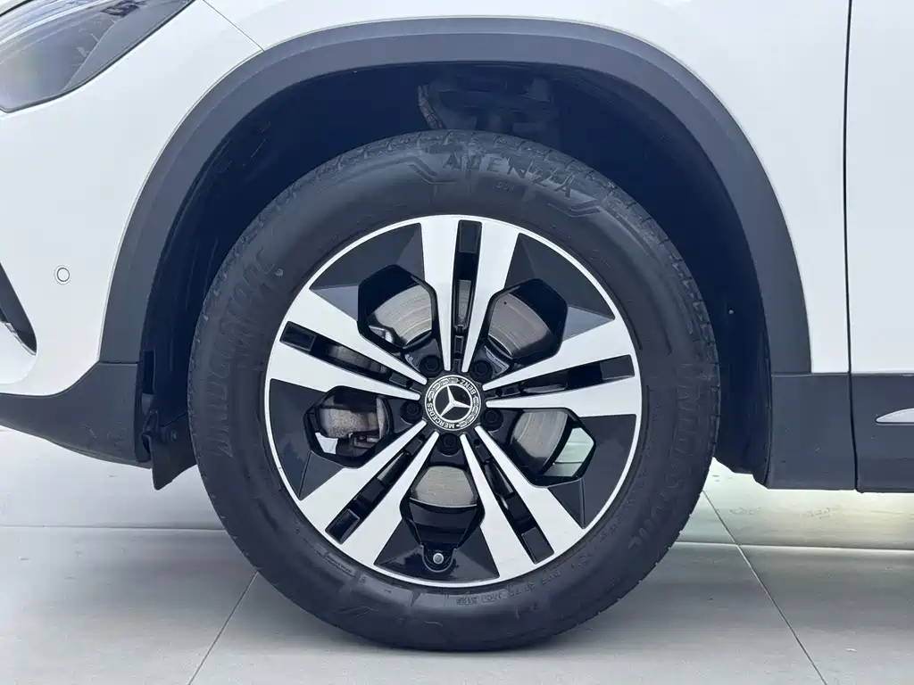 Mercedes-Benz GLA — фото 18