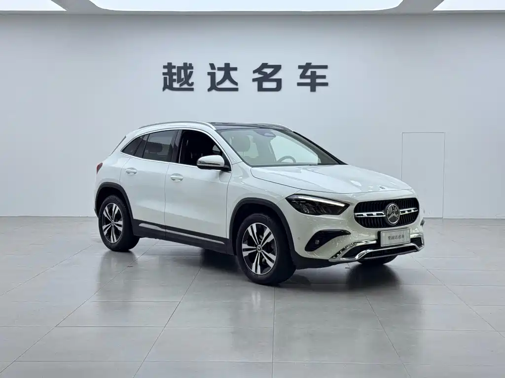 Mercedes-Benz GLA — фото 3