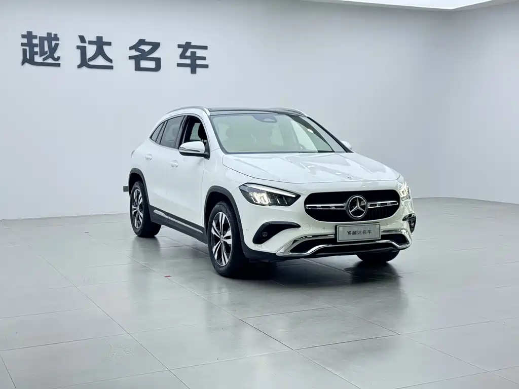 Mercedes-Benz GLA — фото 5