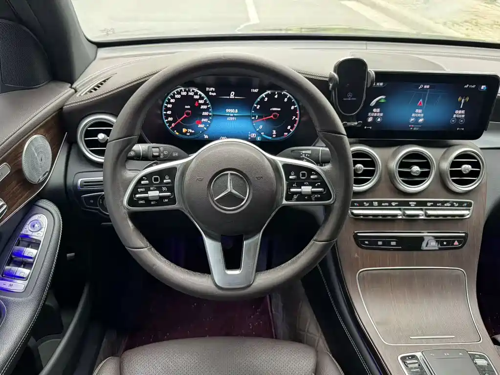 Mercedes-Benz GLC — фото 14