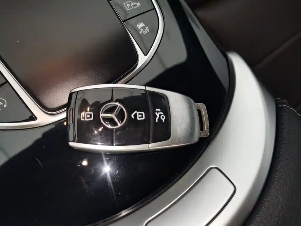 Mercedes-Benz GLC — фото 9