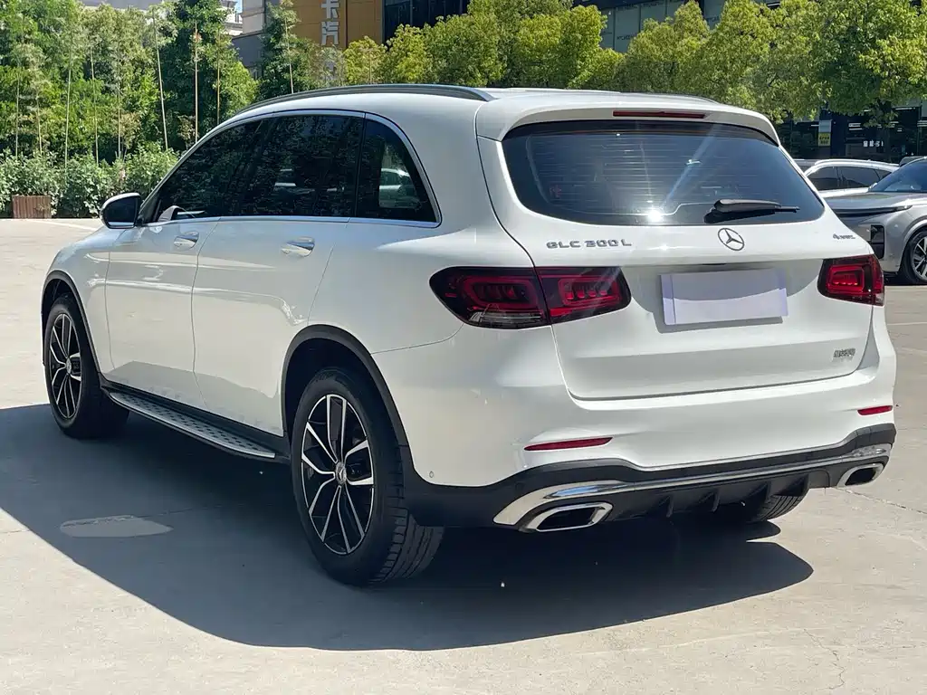 Mercedes-Benz GLC — фото 16