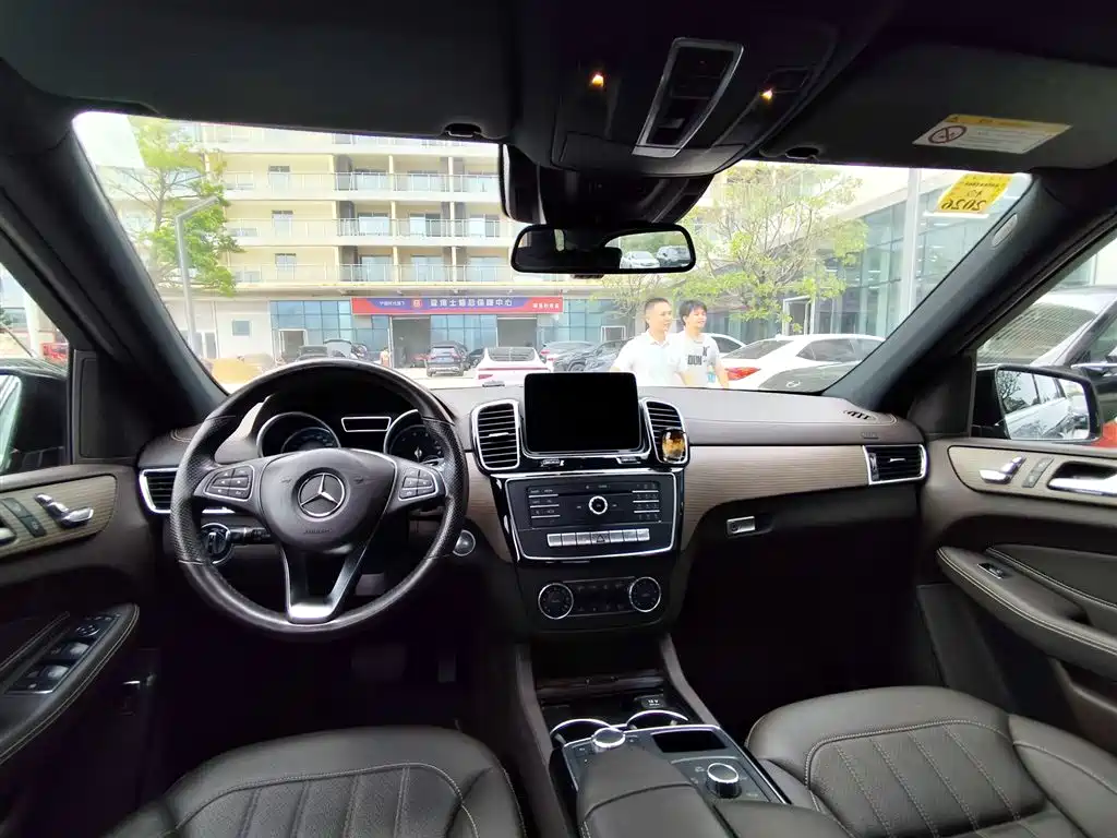 Mercedes-Benz GLE (Import) — фото 5