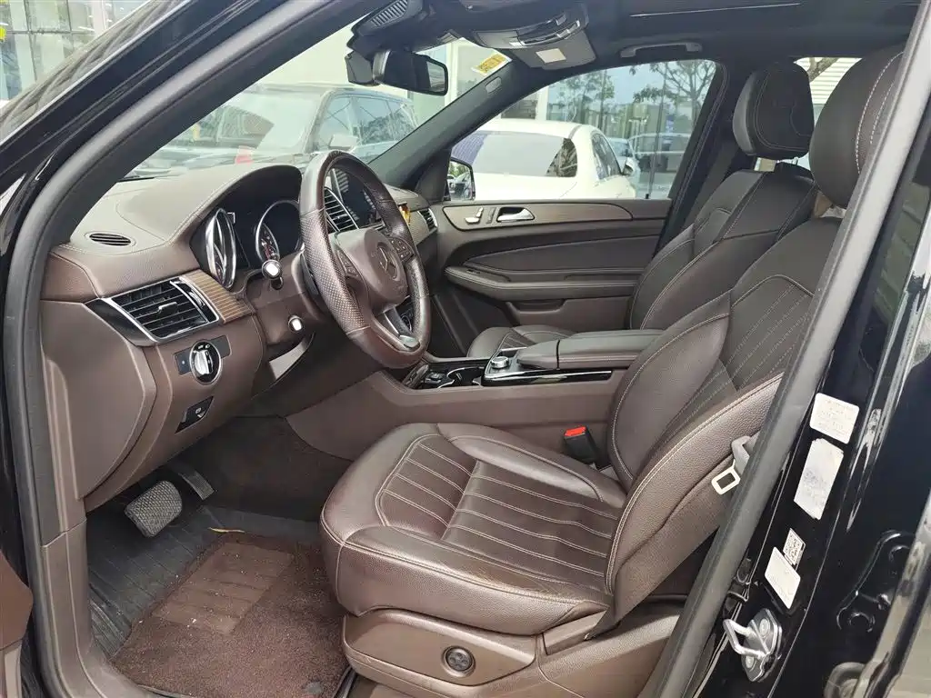 Mercedes-Benz GLE (Import) — фото 6