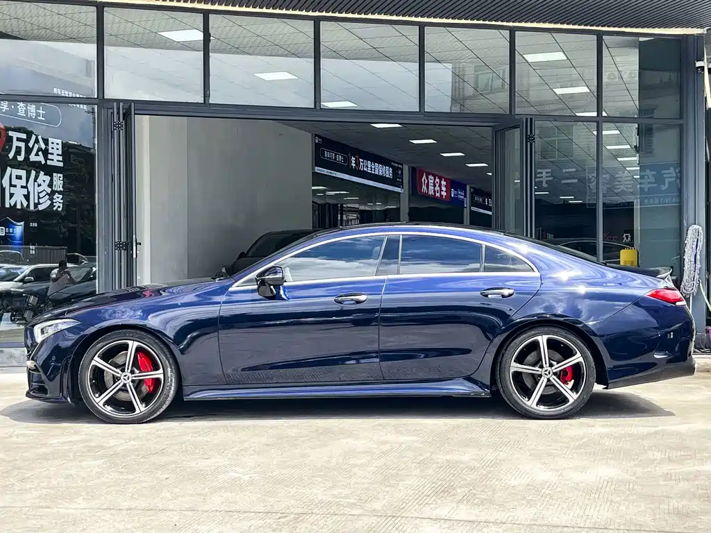 Mercedes-Benz CLS — фото 4