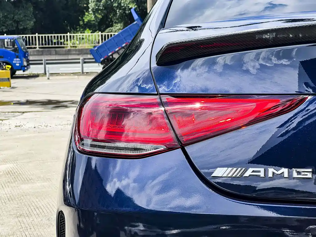 Mercedes-Benz CLS — фото 6