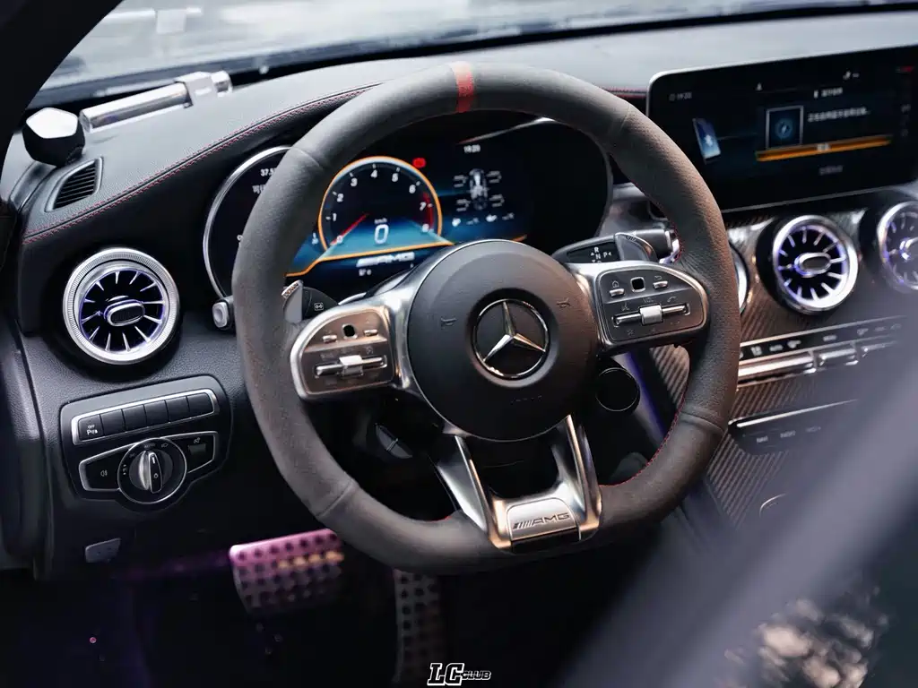 Mercedes-Benz C-Class AMG — фото 18