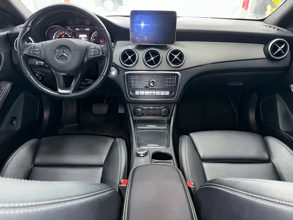 Mercedes-Benz CLA (Import) — фото 7