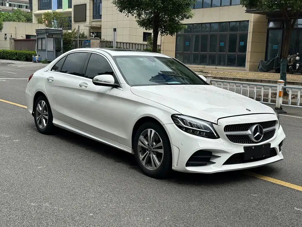 Mercedes-Benz C-Class — фото 3