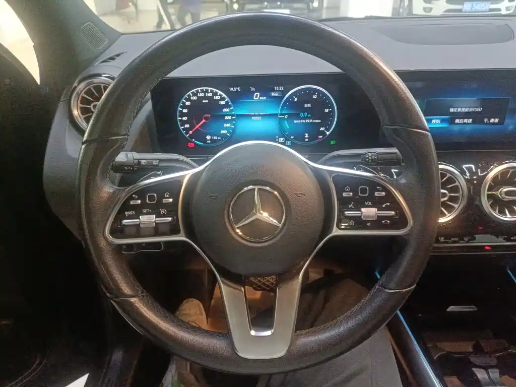 Mercedes-Benz GLA — фото 3