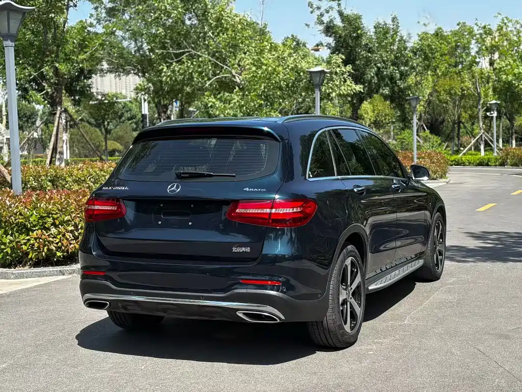 Mercedes-Benz GLC — фото 9