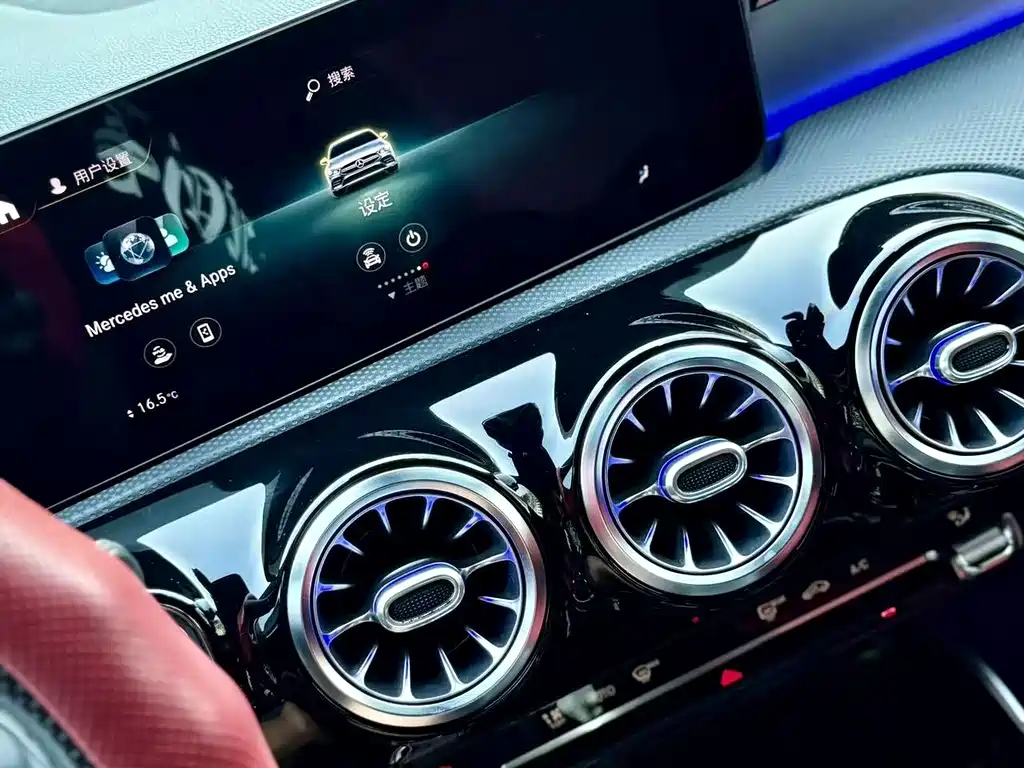 Mercedes-Benz CLA AMG — фото 14