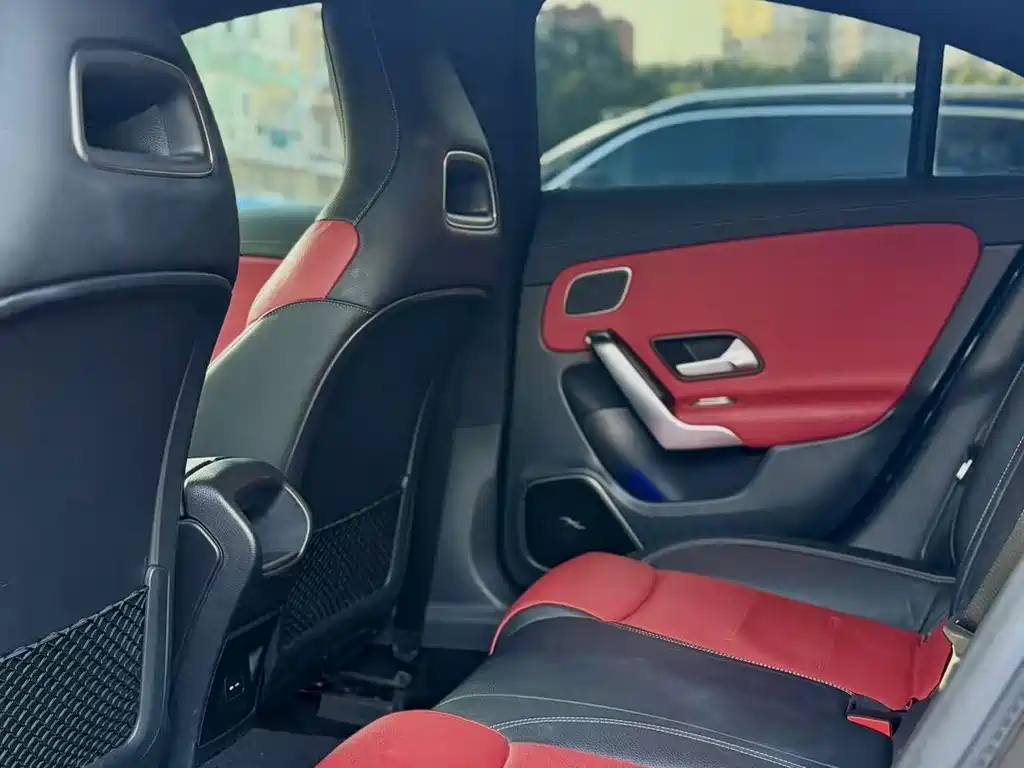Mercedes-Benz CLA AMG — фото 18
