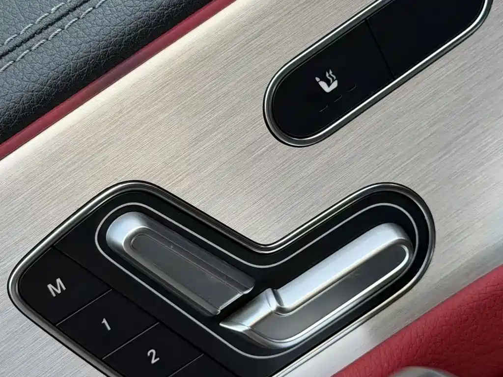 Mercedes-Benz CLA AMG — фото 10
