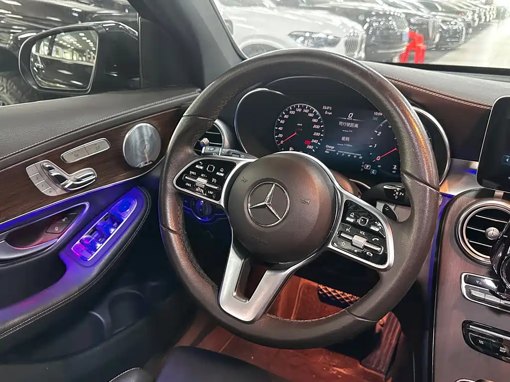 Mercedes-Benz GLC — фото 14