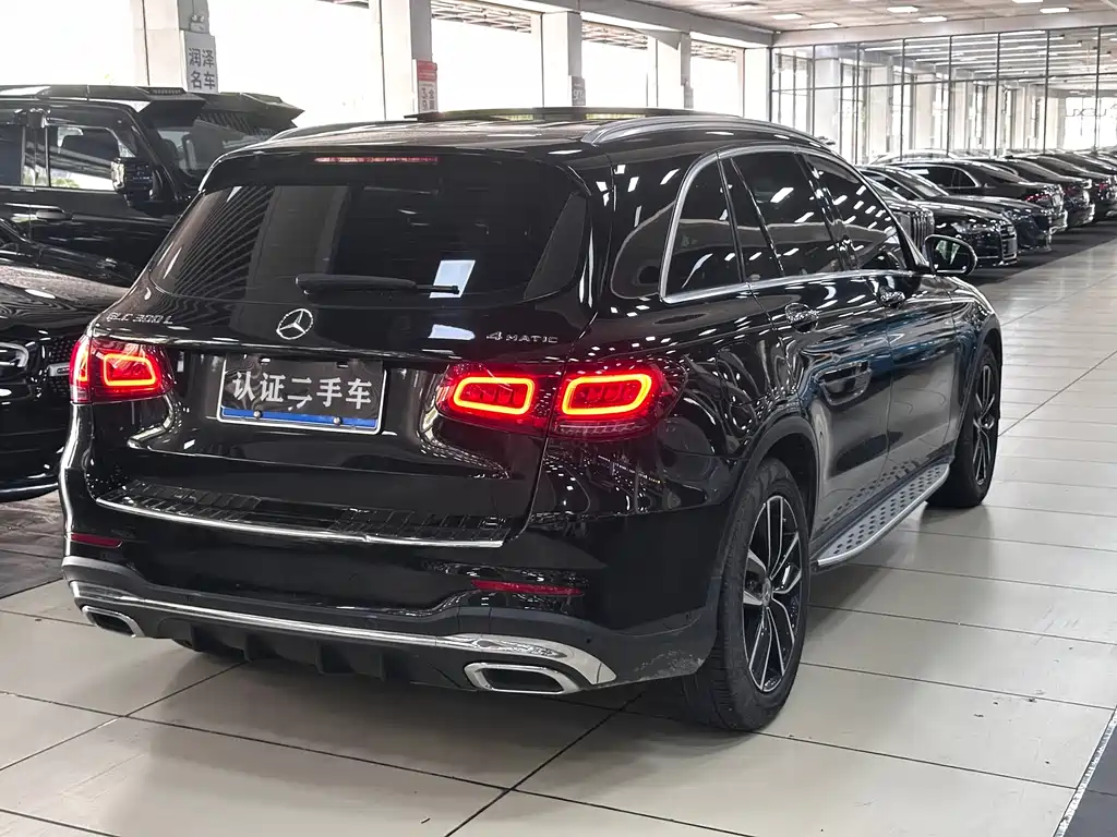 Mercedes-Benz GLC — фото 6