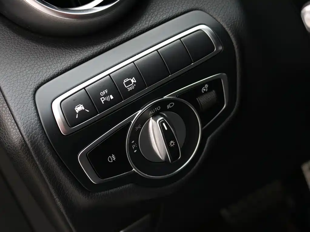 Mercedes-Benz GLC AMG — фото 11