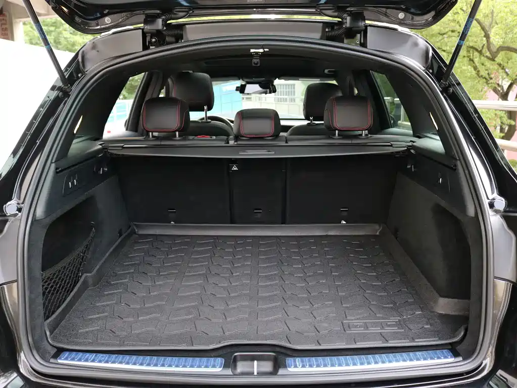Mercedes-Benz GLC AMG — фото 6