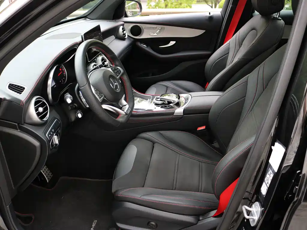 Mercedes-Benz GLC AMG — фото 7