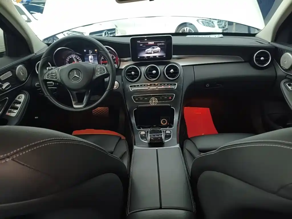 Mercedes-Benz C-Class — фото 10