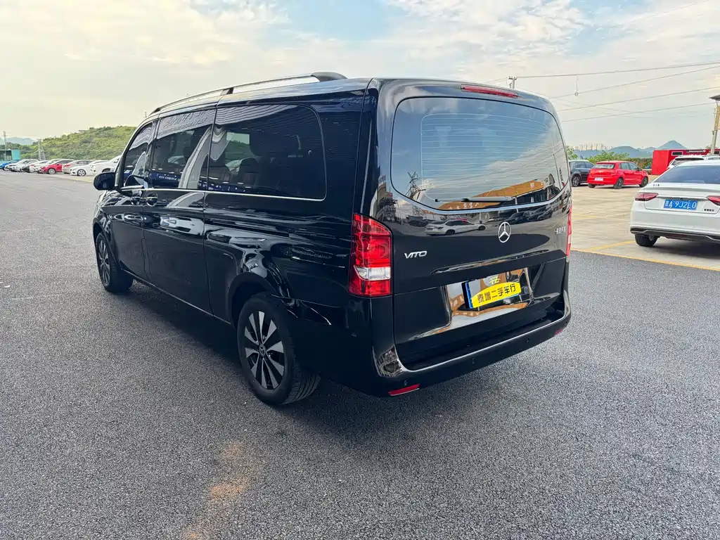 Mercedes-Benz Vito — фото 7