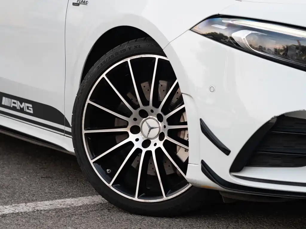 Mercedes-Benz A-Class AMG — фото 6