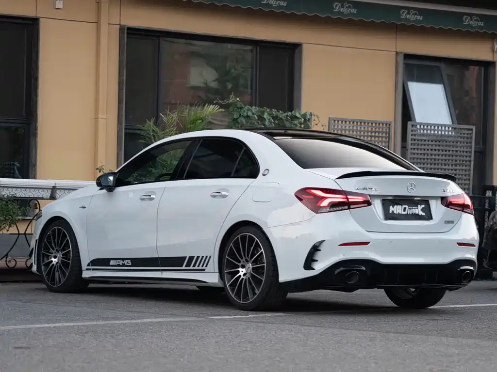 Mercedes-Benz A-Class AMG — фото 10