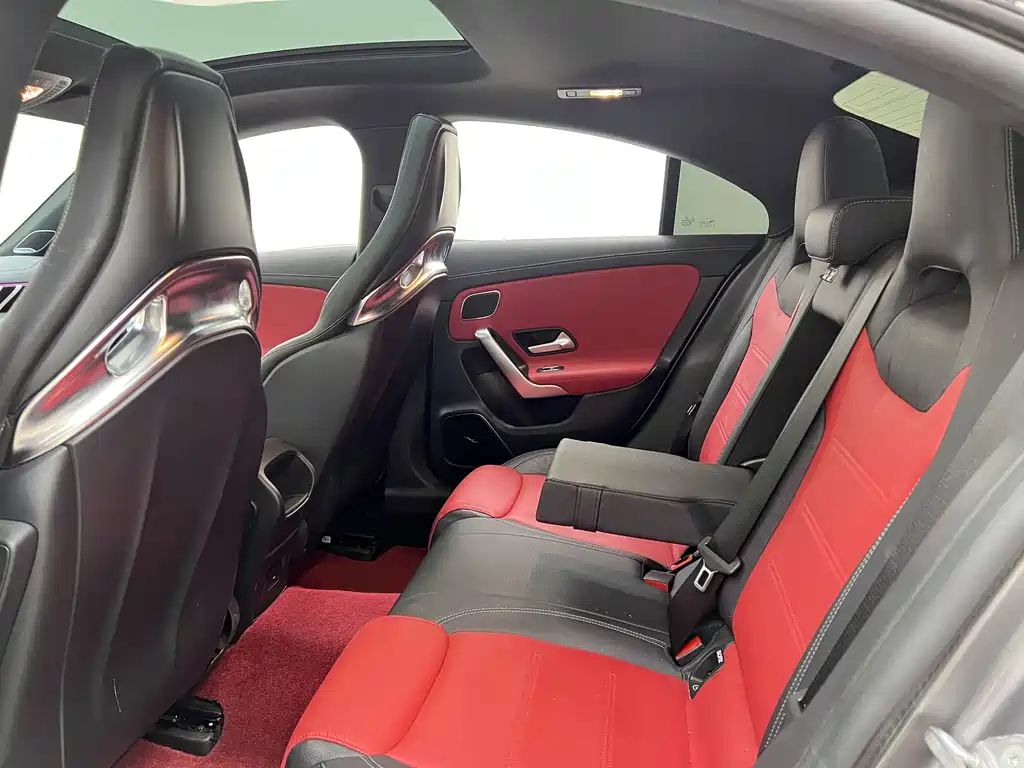 Mercedes-Benz CLA AMG — фото 18