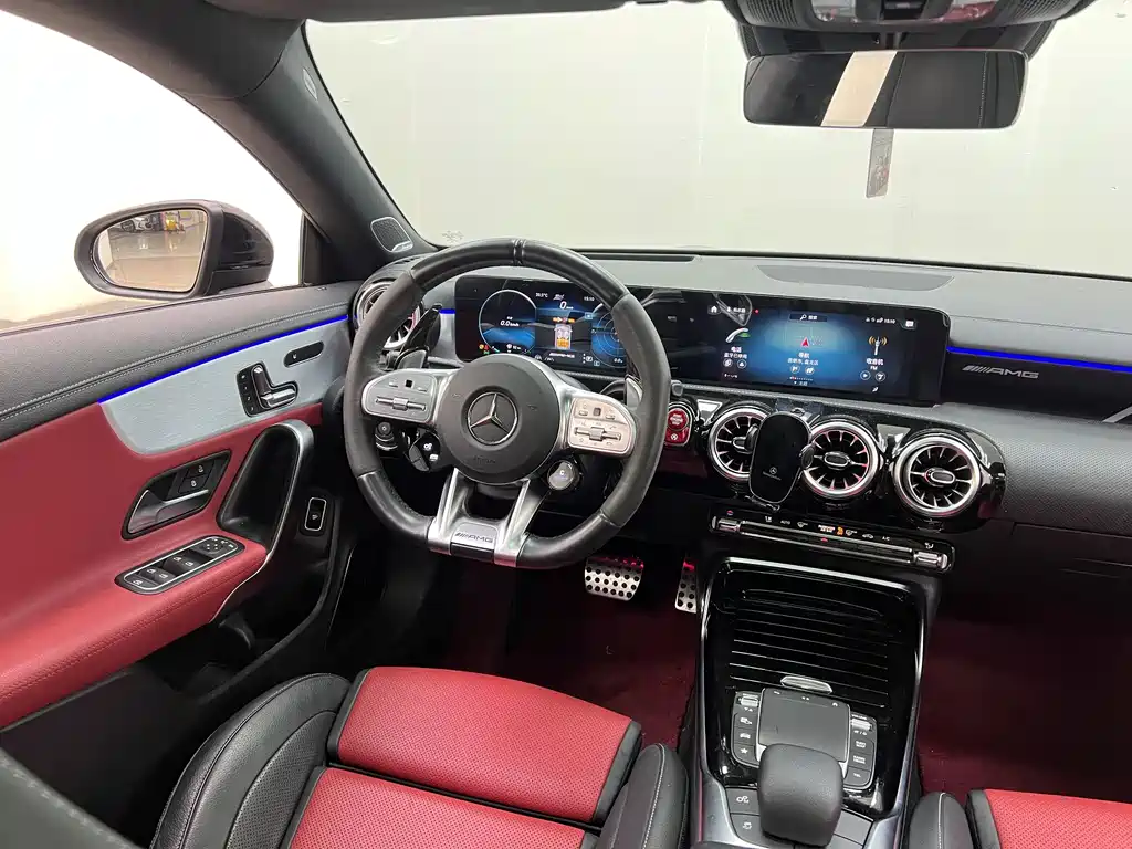 Mercedes-Benz CLA AMG — фото 22
