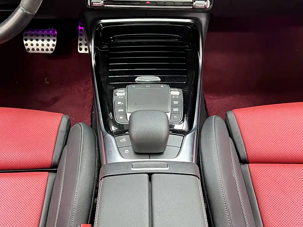 Mercedes-Benz CLA AMG — фото 23