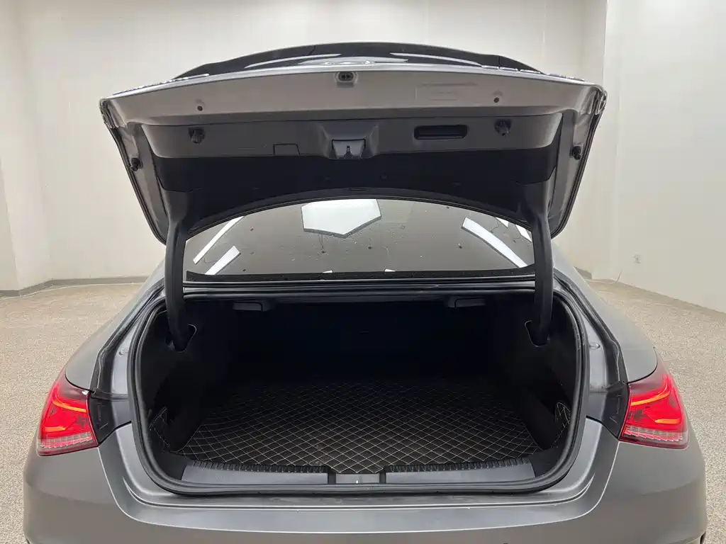 Mercedes-Benz CLA AMG — фото 34