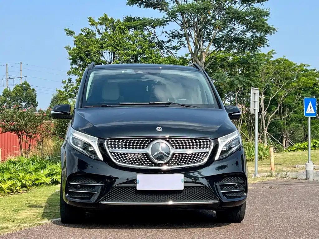 Mercedes-Benz V-Class — фото 2
