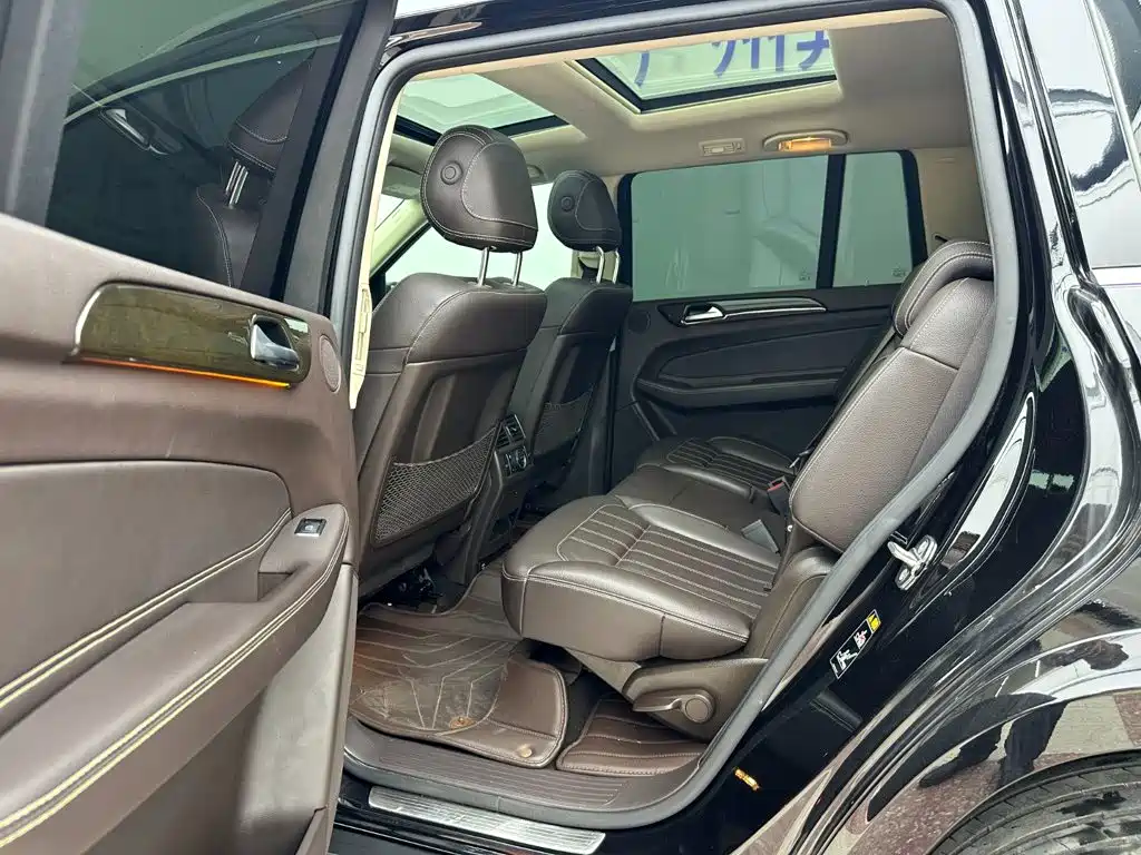 Mercedes-Benz GLS — фото 23