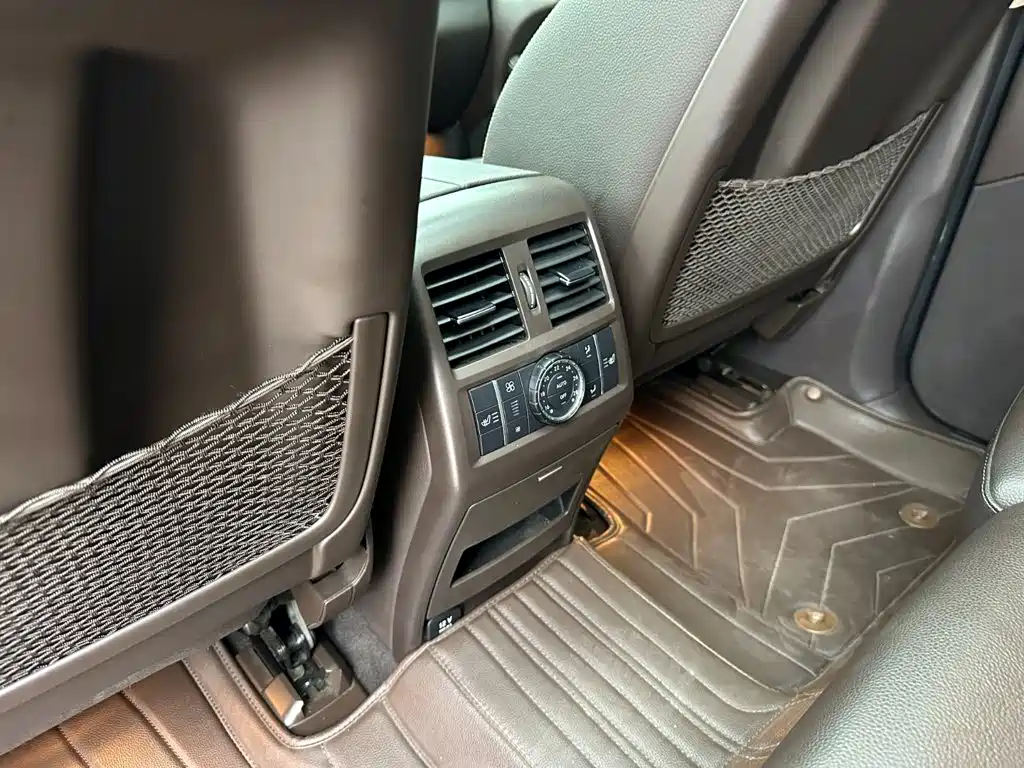 Mercedes-Benz GLS — фото 24