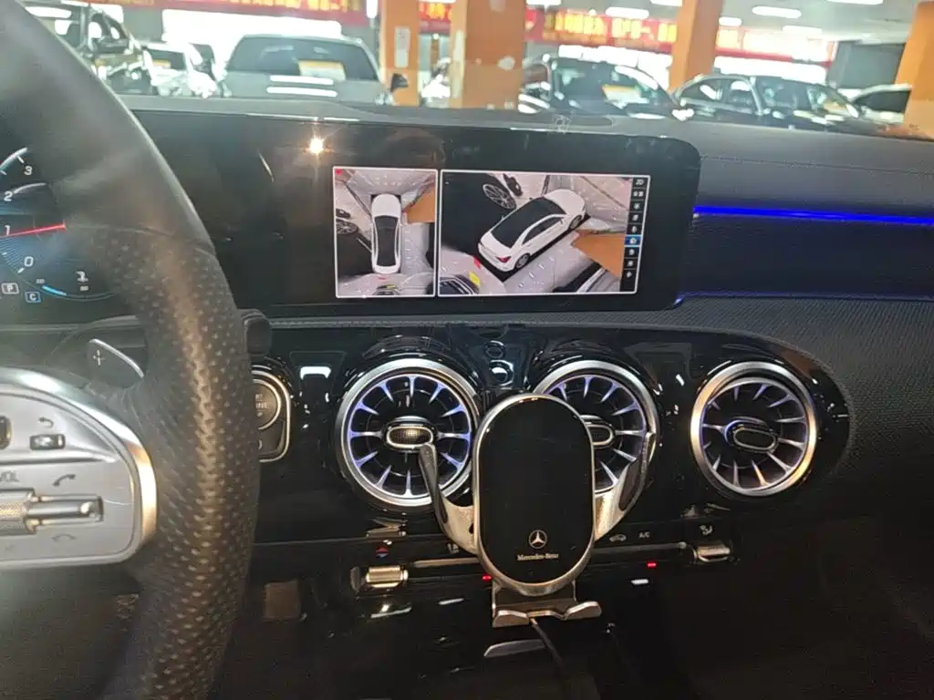 Mercedes-Benz A-Class — фото 13