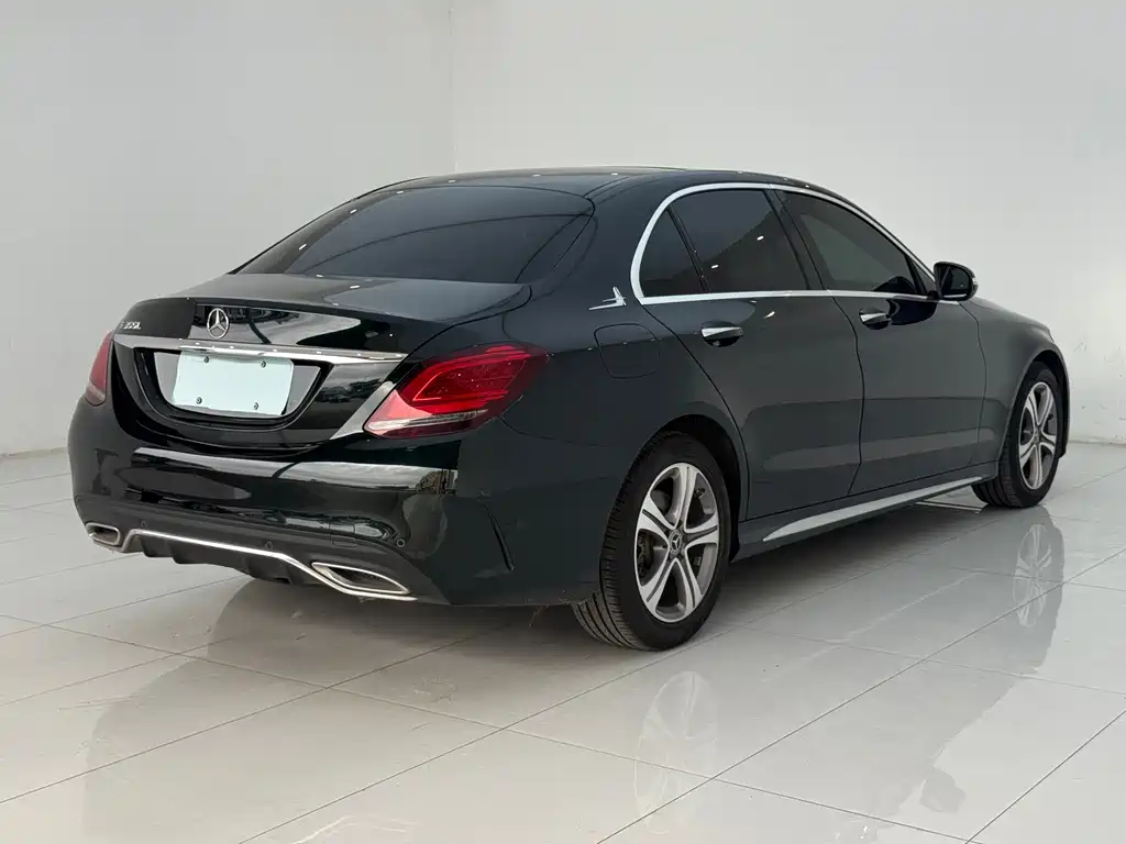 Mercedes-Benz C-Class — фото 13