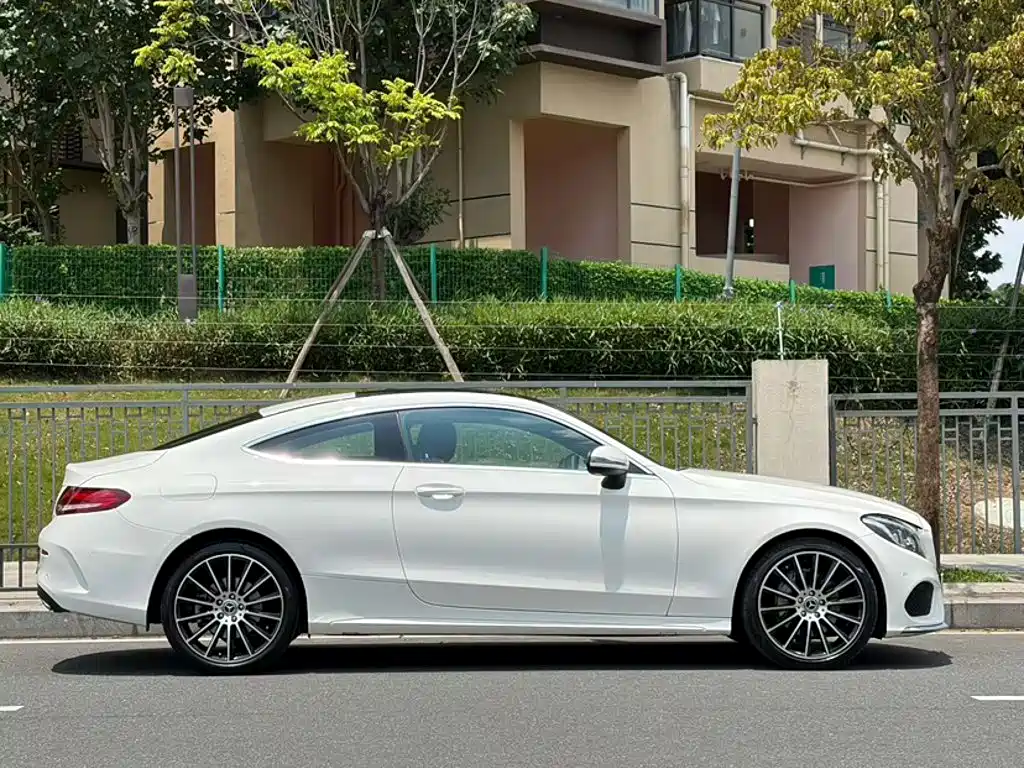 Mercedes-Benz C-Class (Import) — фото 7