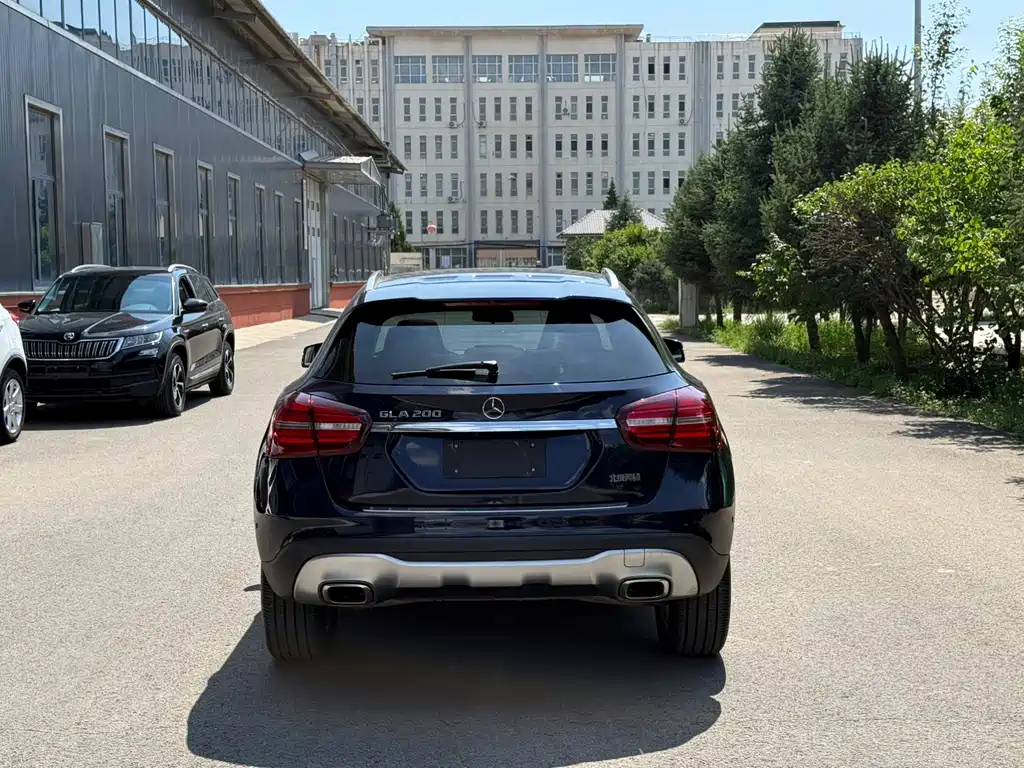 Mercedes-Benz GLA — фото 5