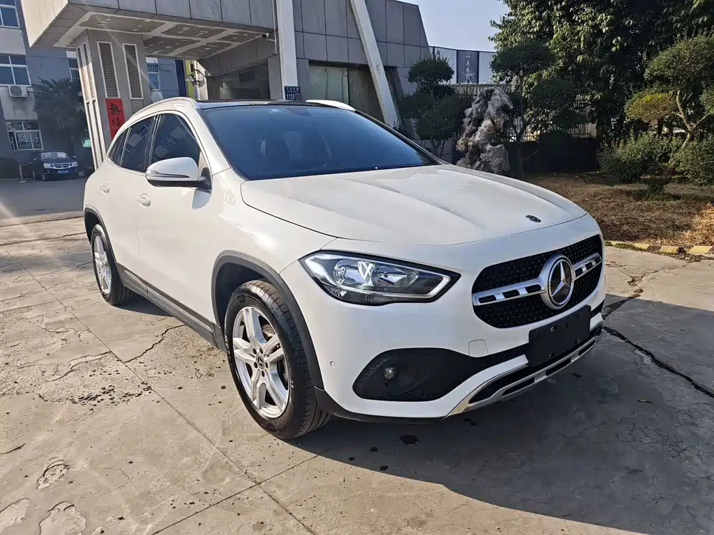 Mercedes-Benz GLA — фото 3