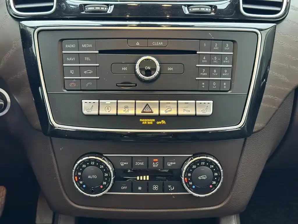 Mercedes-Benz GLE (Import) — фото 15
