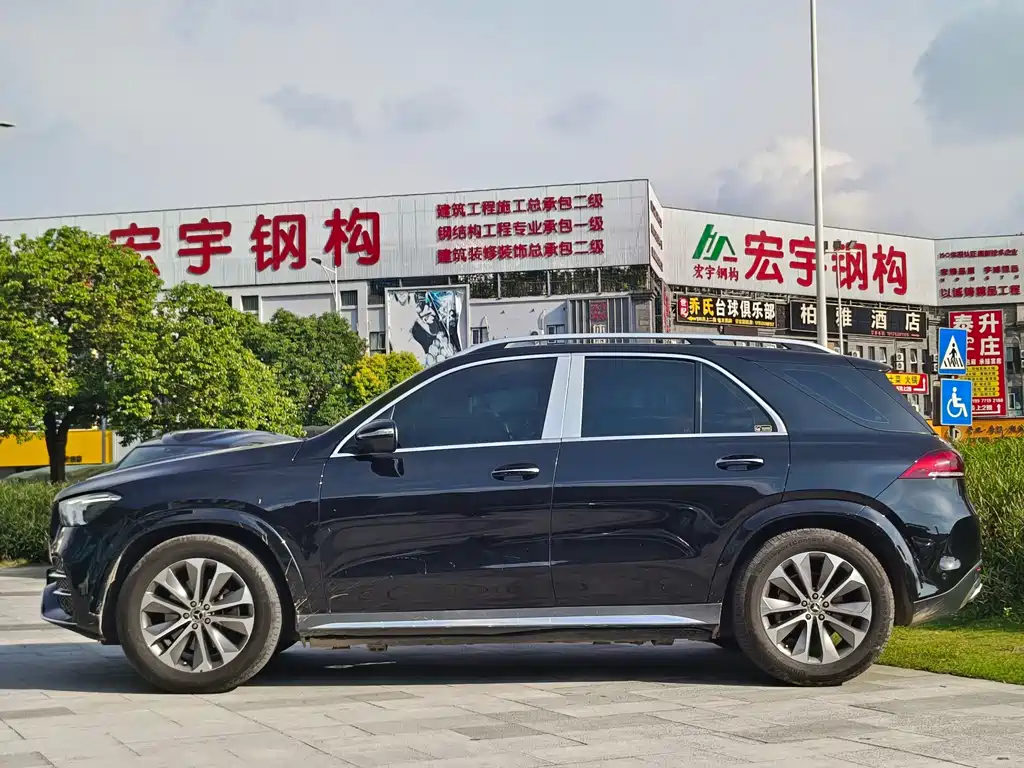 Mercedes-Benz GLE (Import) — фото 7