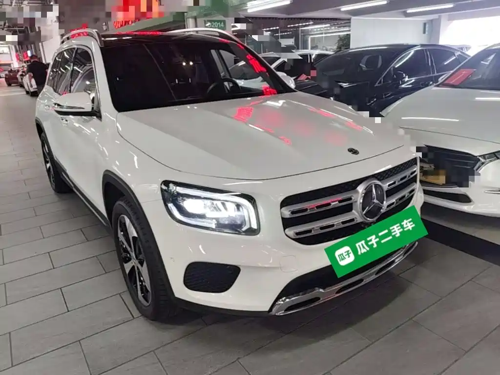 Mercedes-Benz GLB — фото 4