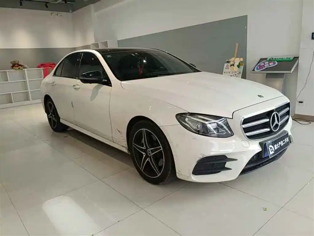 Mercedes-Benz E-Class (Import) — фото 3
