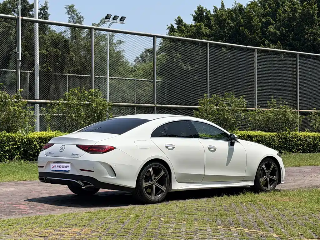 Mercedes-Benz CLS — фото 4