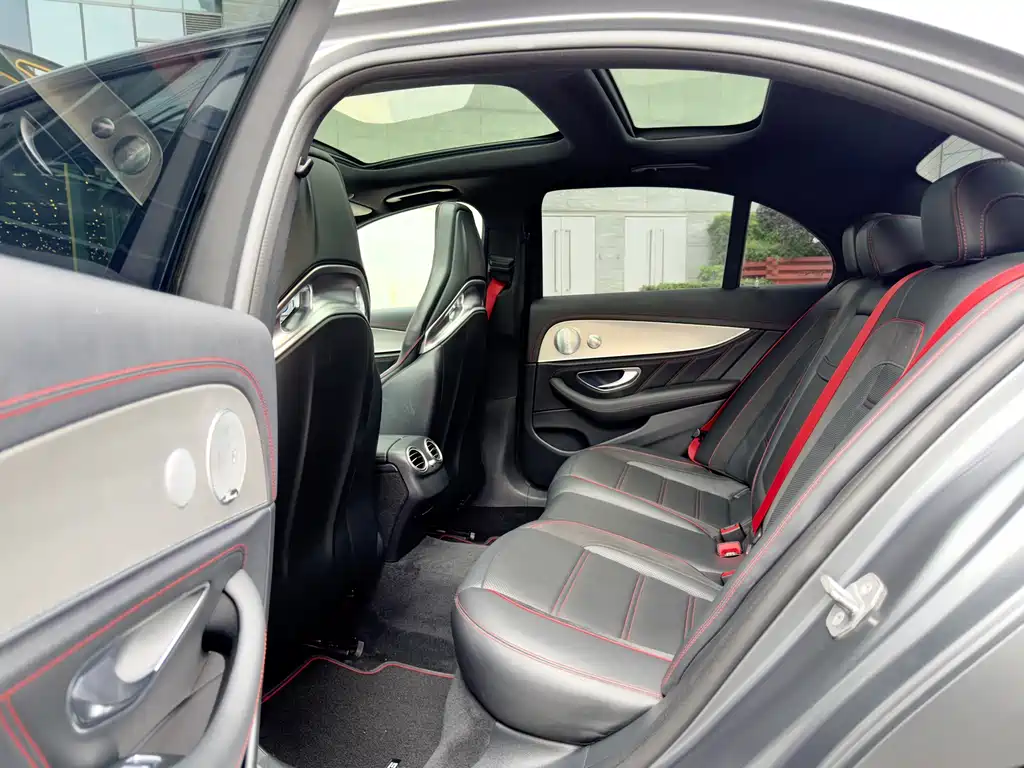 Mercedes-Benz E-Class AMG — фото 18