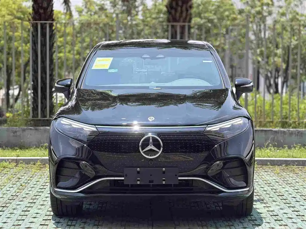 Mercedes-Benz EQS SUV — фото 2