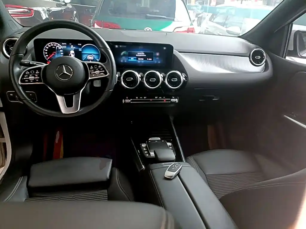Mercedes-Benz B-Class — фото 10