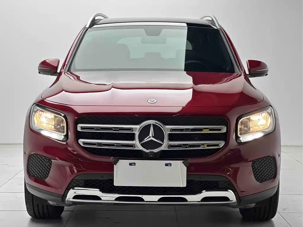 Mercedes-Benz GLB — фото 2