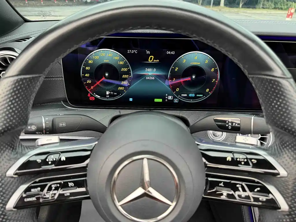 Mercedes-Benz E-Class (Import) — фото 29